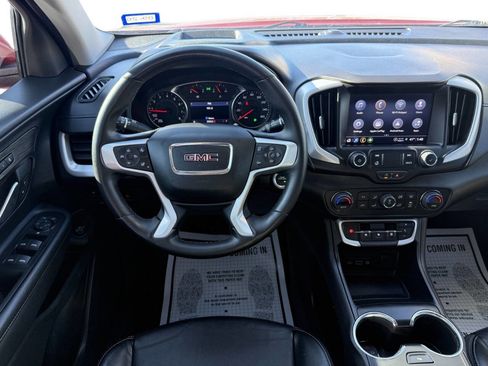 Used 2023 GMC Terrain SLT w/ Tech Package image 21