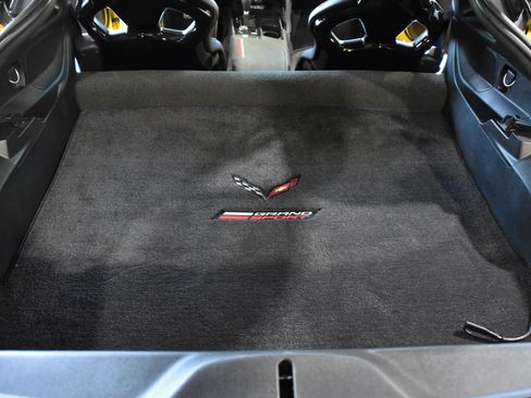 Used 2017 Chevrolet Corvette Grand Sport w/ Z07 Performance Package RWD image 28