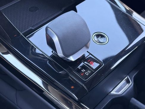 Used 2024 Land Rover Range Rover Sport Dynamic SE image 15