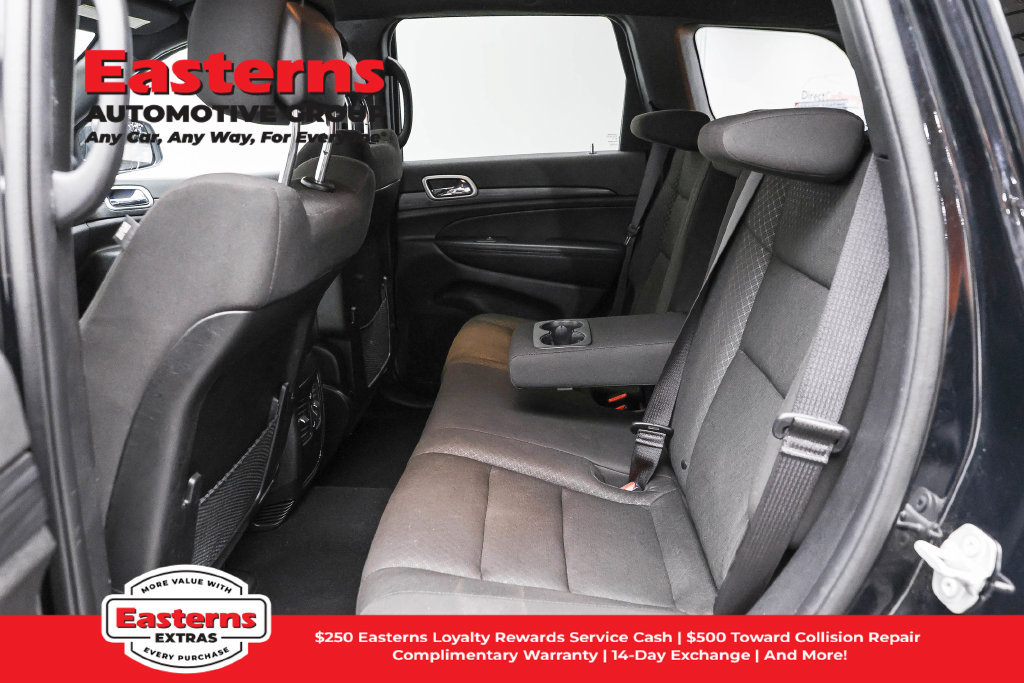 Used 2021 Jeep Grand Cherokee Laredo AWD/4WD image 22