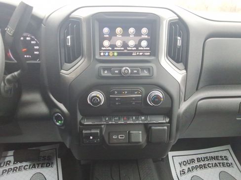 Used 2025 Chevrolet Silverado 2500 Custom w/ Custom Convenience Package image 15