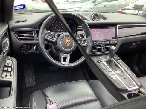 Used 2020 Porsche Macan AWD/4WD image 14
