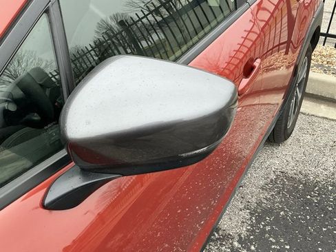 Used 2024 Subaru Crosstrek 2.0i Premium image 23