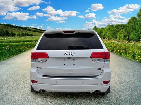 Certified 2021 Jeep Grand Cherokee Overland RWD image 5