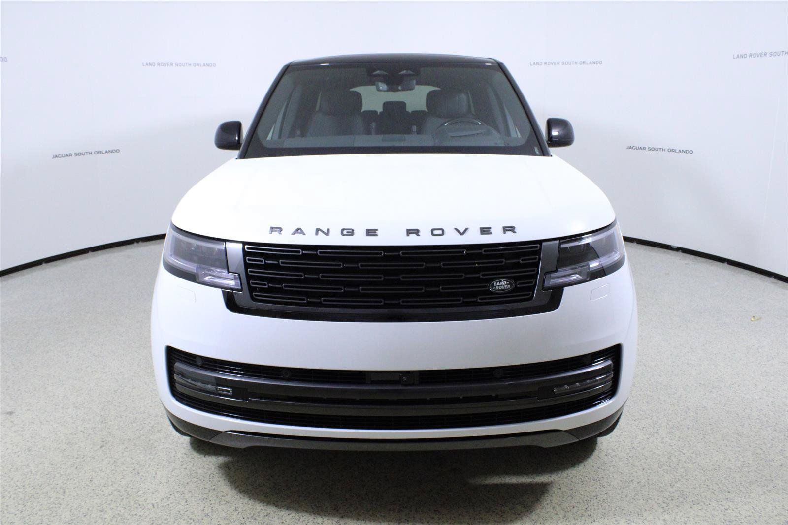 New 2026 Land Rover Range Rover Long Wheelbase SE AWD/4WD image 2