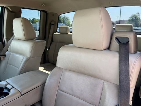 Used 2004 Ford F150 XLT AWD/4WD image 16