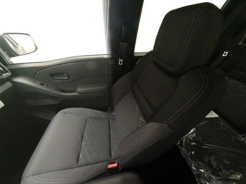 New 2026 Nissan Frontier SV w/ SV Convenience Package AWD/4WD image 28