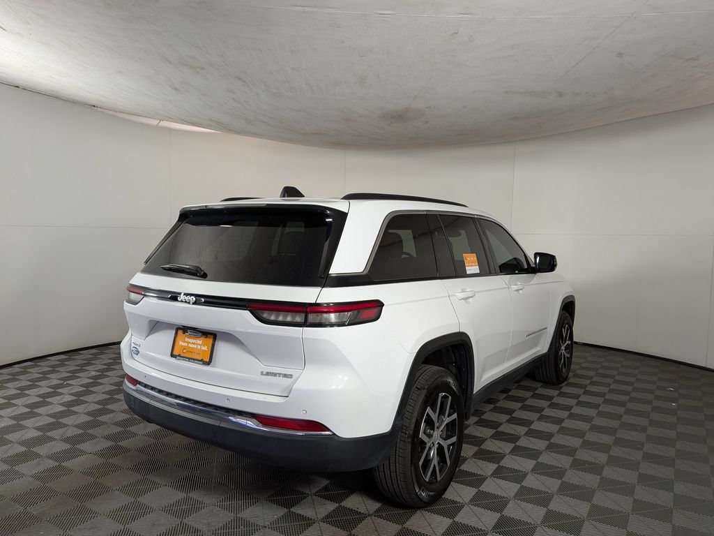 Certified 2025 Jeep Grand Cherokee Limited AWD/4WD image 8