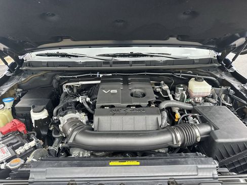 Used 2022 Nissan Frontier SV image 33
