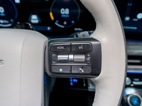 Used 2025 Hyundai Santa Fe Calligraphy image 29