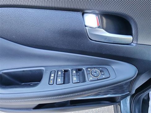Used 2019 Hyundai Santa Fe Limited image 13