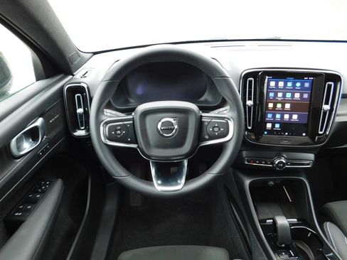 Used 2023 Volvo C40 P8 Recharge Ultimate AWD/4WD image 14