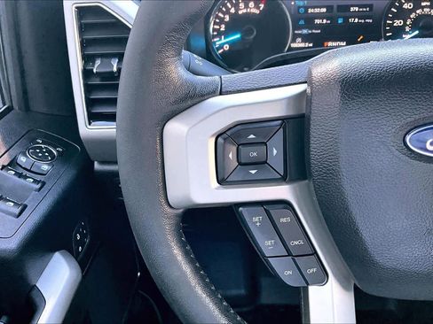 Used 2020 Ford F150 Lariat image 24