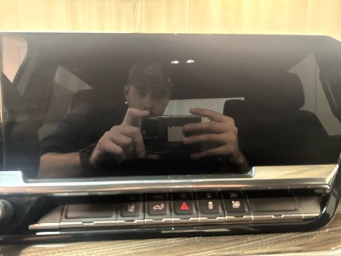 Certified 2025 Chevrolet Silverado 2500 LT w/ Convenience Package image 19