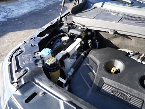 Used 2013 Land Rover LR2 image 80