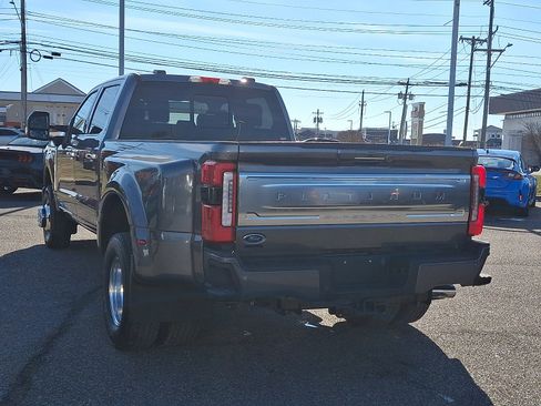 Certified 2023 Ford F350 Platinum image 8
