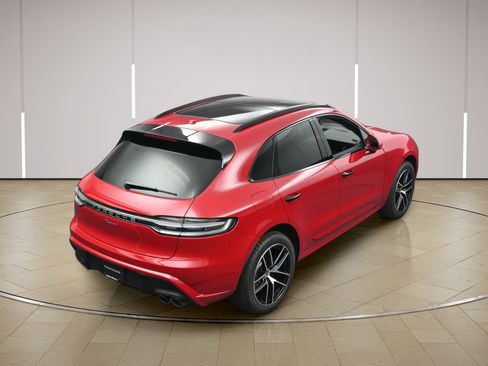 New 2026 Porsche Macan AWD/4WD image 35