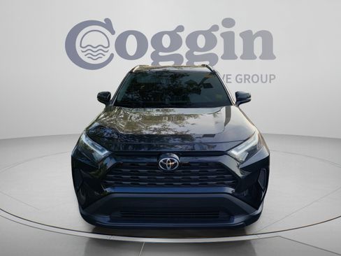 Used 2025 Toyota RAV4 XLE w/ Convenience Package FWD image 11