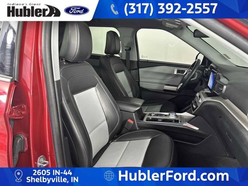 Used 2024 Ford Explorer XLT w/ Equipment Group 202A AWD/4WD image 20