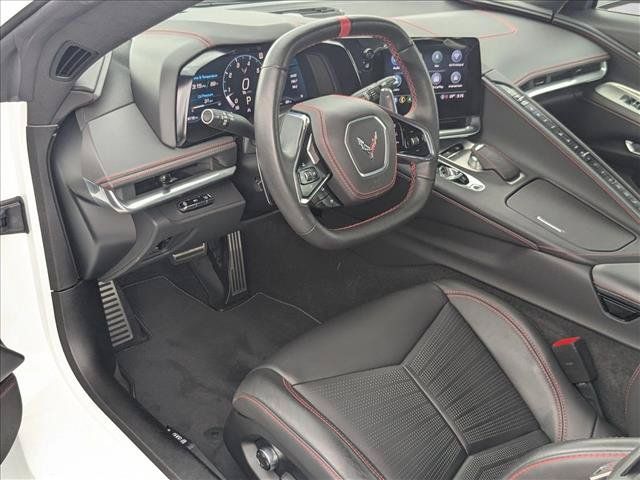 Used 2022 Chevrolet Corvette Stingray Premium Cpe w/ Z51 Performance Package RWD image 9