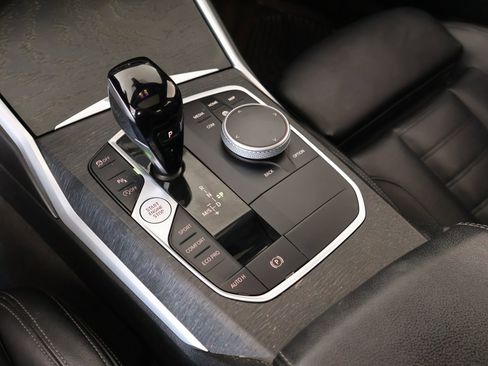 Used 2019 BMW 330i xDrive Sedan w/ Premium Package AWD/4WD image 9