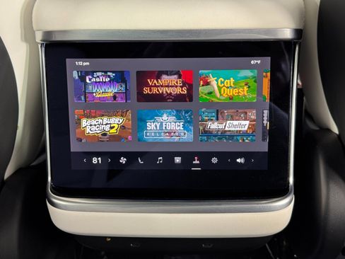 Used 2022 Tesla Model S image 38