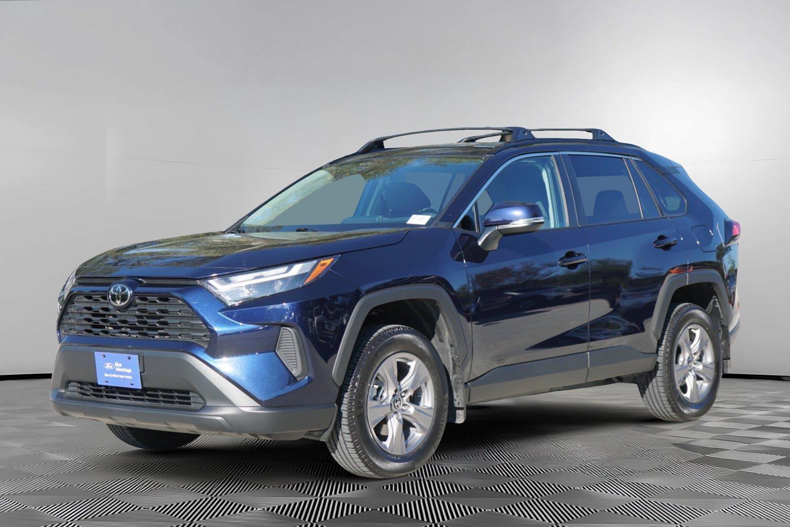 Used 2024 Toyota RAV4 XLE FWD image 7