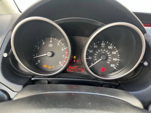 Used 2014 MAZDA MAZDA5 Sport FWD image 18