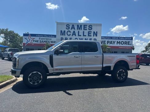 Used 2024 Ford F250 Lariat w/ Lariat Ultimate Package AWD/4WD image 2