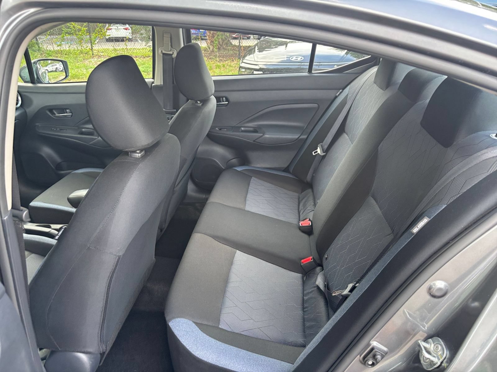 Used 2025 Nissan Versa SV FWD image 22