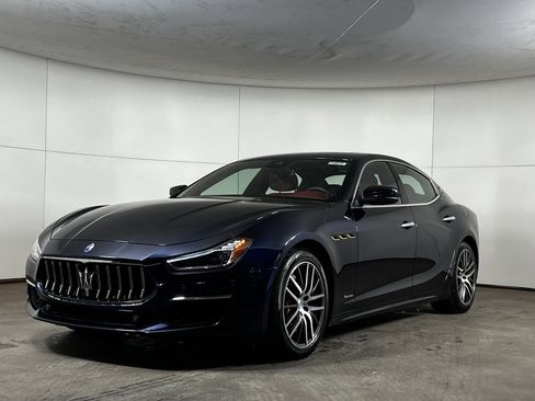 Used 2021 Maserati Ghibli S GranLusso image 1