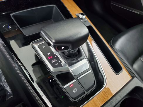 Certified 2023 Audi Q5 2.0T Premium Plus image 43