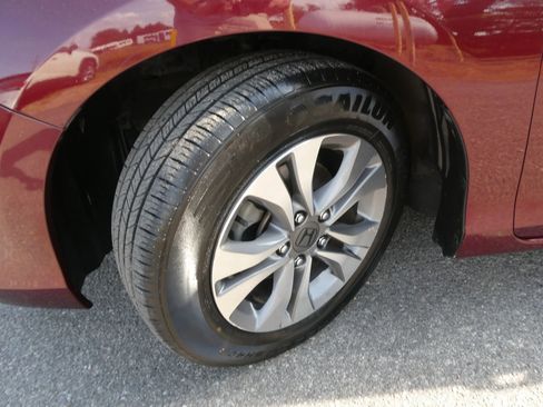 Used 2014 Honda Accord LX image 28