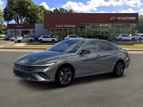 New 2026 Hyundai Elantra Sport FWD image 2