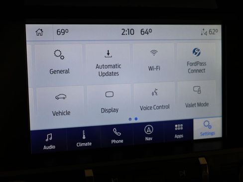 Used 2020 Ford Mustang Shelby GT500 w/ Technology Package RWD image 48