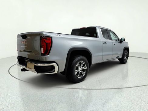 Used 2023 GMC Sierra 1500 SLE w/ Enhanced Capability Package AWD/4WD image 6