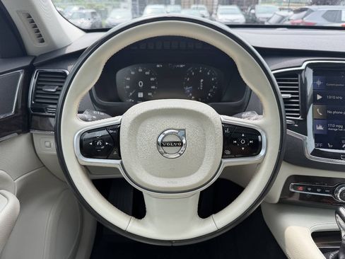 Used 2018 Volvo XC90 T6 Momentum w/ Convenience Package AWD/4WD image 20