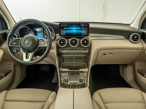 Certified 2022 Mercedes-Benz GLC 300 4MATIC image 29