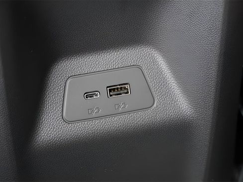 New 2026 Buick Envision Sport Touring image 27