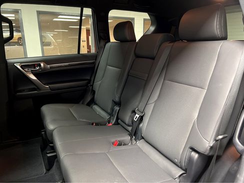 Certified 2023 Lexus GX 460 Premium w/ Premium Package image 20