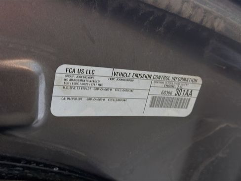 Used 2018 Jeep Grand Cherokee Laredo image 17