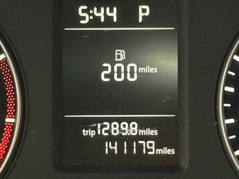 Used 2014 Volkswagen Passat 1.8T Wolfsburg Edition FWD image 24