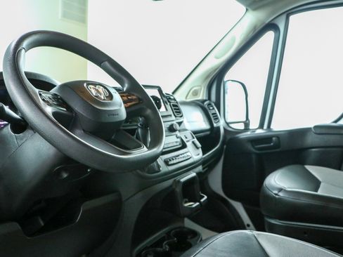 Used 2024 RAM ProMaster 2500 w/ Convenience Group FWD image 22