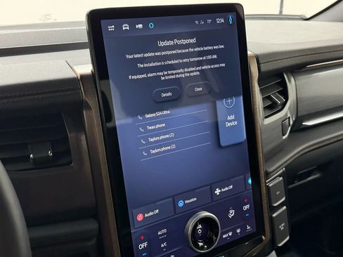 Used 2023 Ford F150 Lightning Lariat image 28