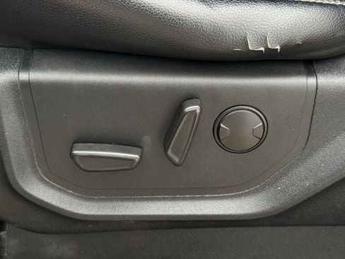 Used 2019 Ford F150 Lariat image 26