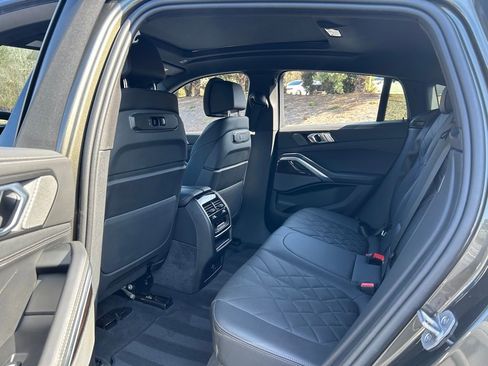 Used 2024 BMW X6 xDrive40i image 54