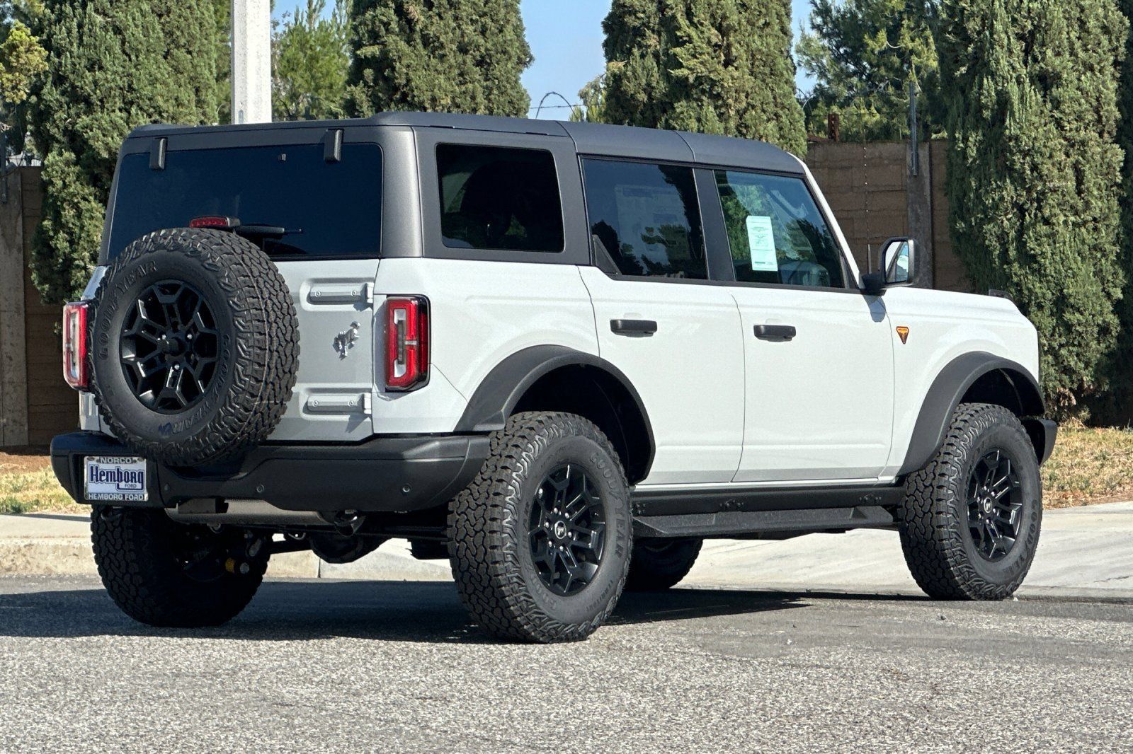 New 2026 Ford Bronco Badlands AWD/4WD image 4