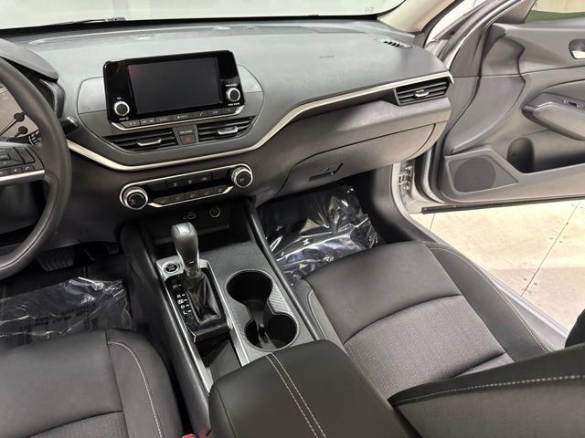Used 2021 Nissan Altima 2.5 S FWD image 18