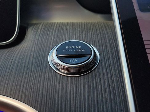 Certified 2023 Mercedes-Benz C 300 4MATIC Sedan image 21