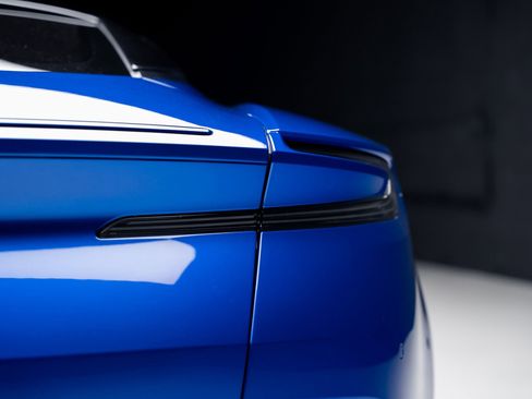 Used 2020 Aston Martin DB11 AMR image 32